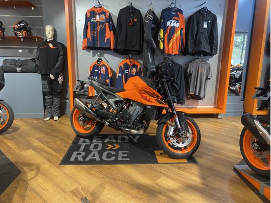 KTM 990 DUKE